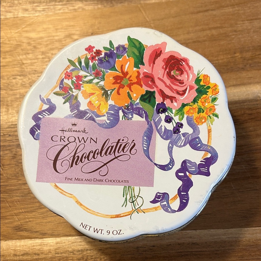 Vintage Hallmark Floral Crown Chocolatier Tin